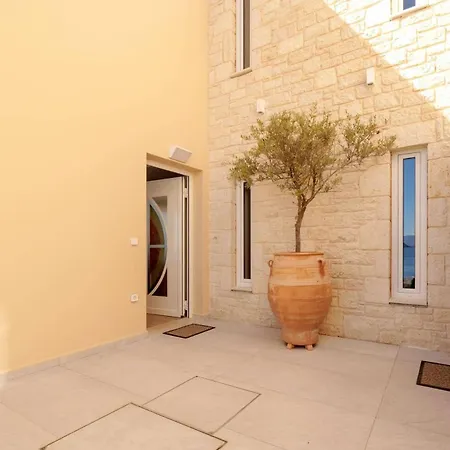 Вилла Astrea By Калами